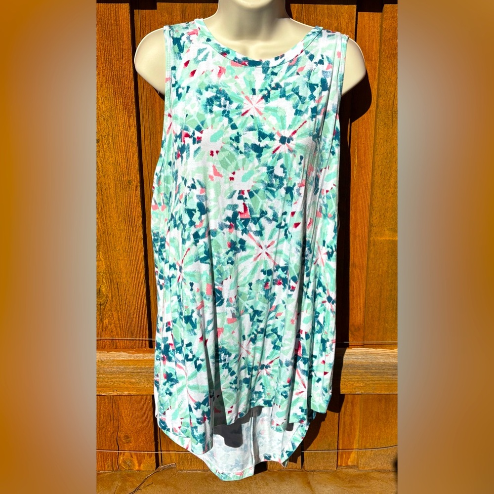 Lane Bryant LIVI Kaleidoscope Scoop Neck Back Detail Tank Top Size 18/20.
